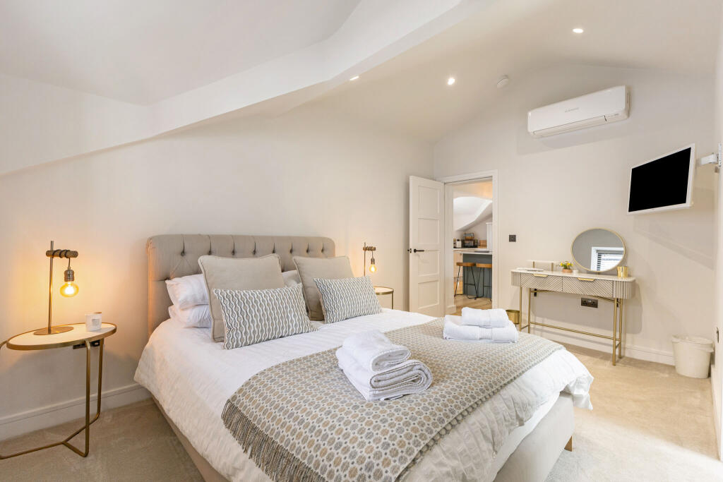 Additional image 35 of Ullenhall, Henley-In-Arden, B95