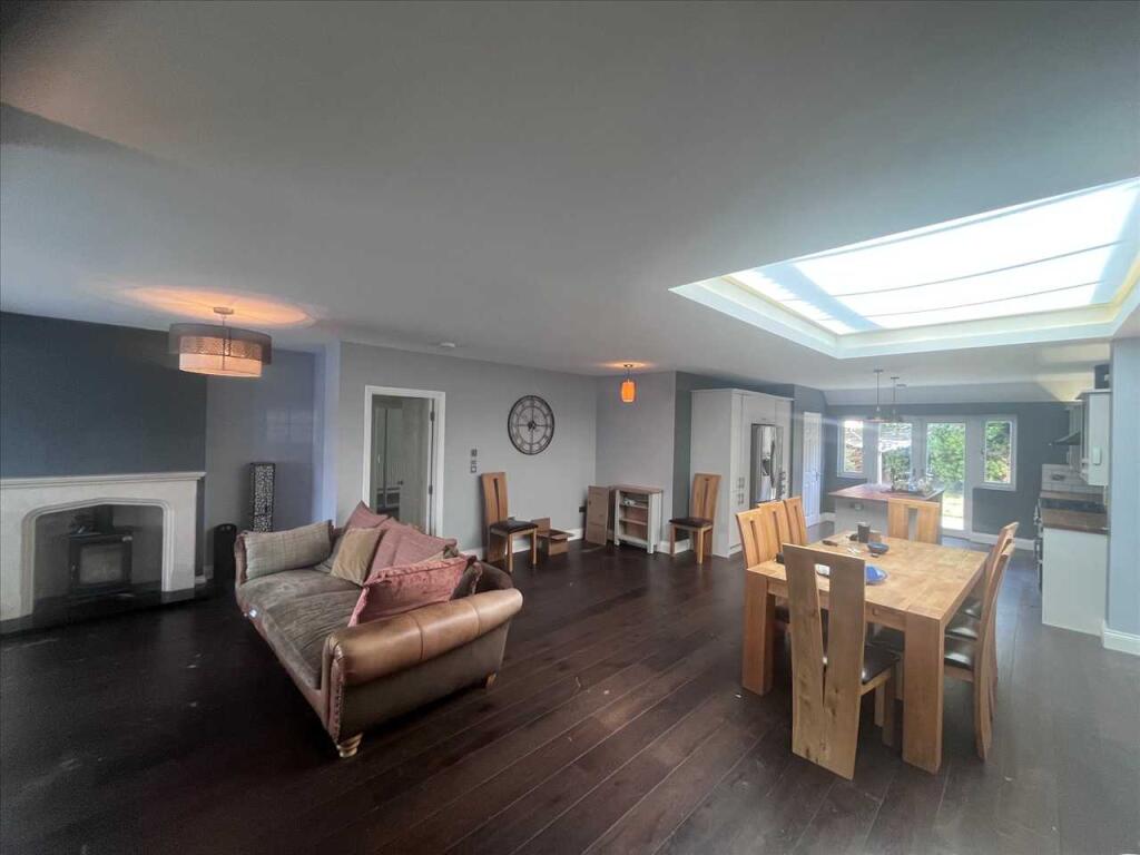 House in Southend-on-Sea - View 2