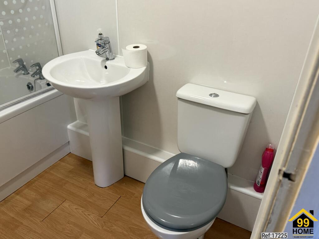 Apartment in Dundee - View 3