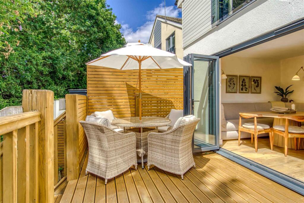 House in Poole, Lilliput - View 5