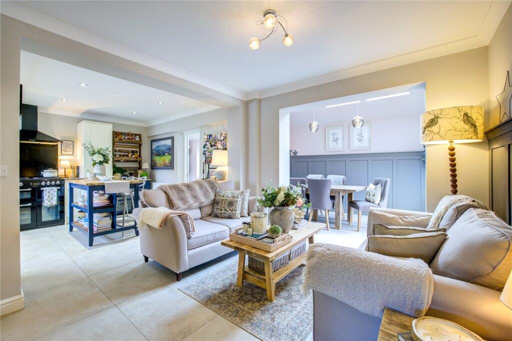 Colstan Road, Northallerton, North Yorkshire, DL6 photo 2