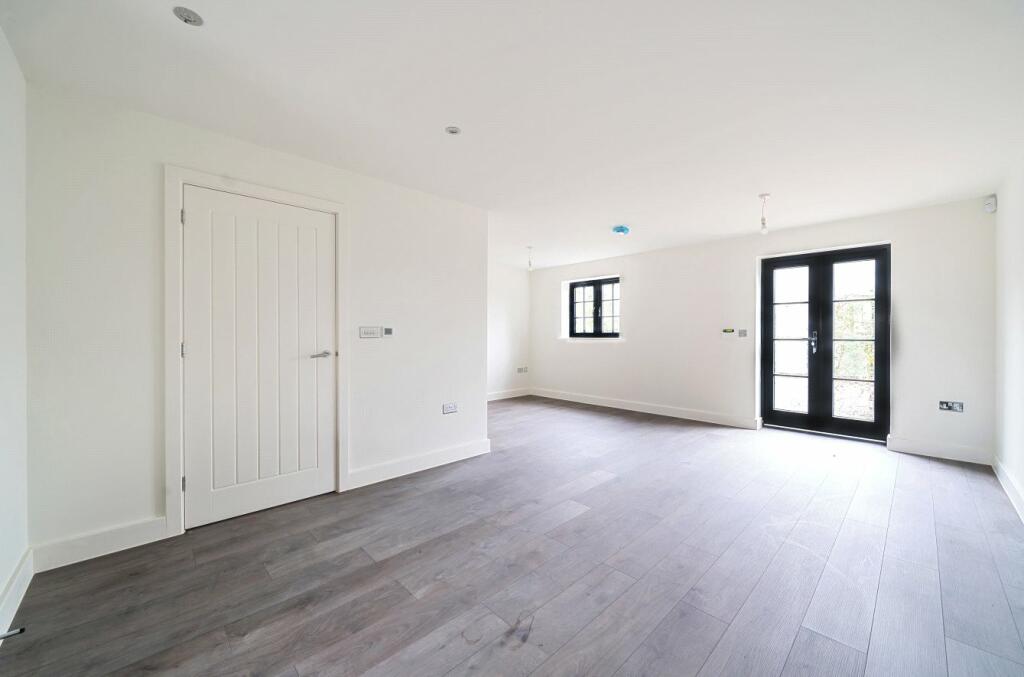 Additional image 5 of King Alfreds Drive, Wincanton, Somerset, BA9