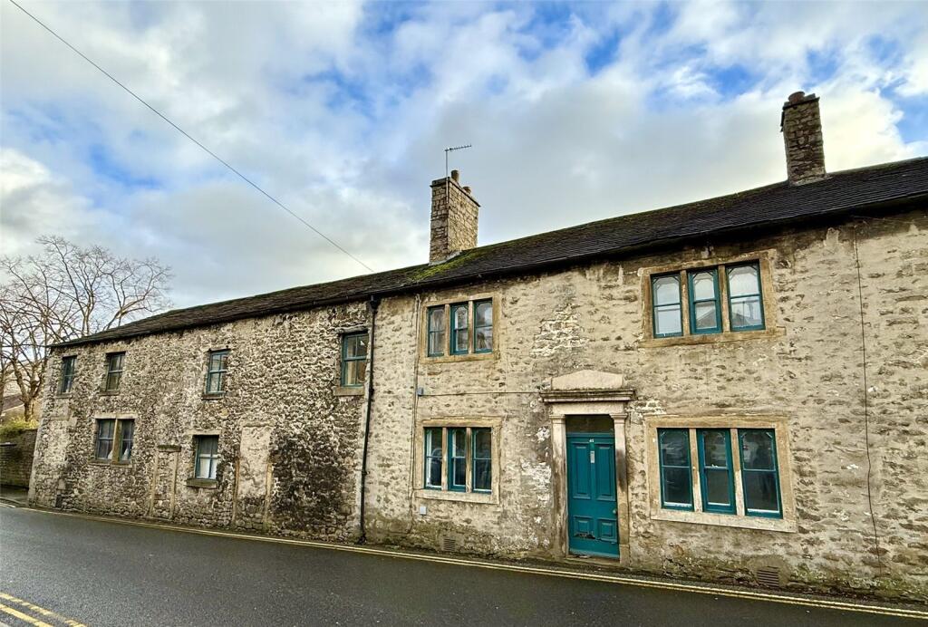 Main image of property: Lowergate, Clitheroe, Lancashire