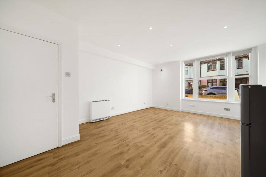 Apartment in London, Hornsey - View 3