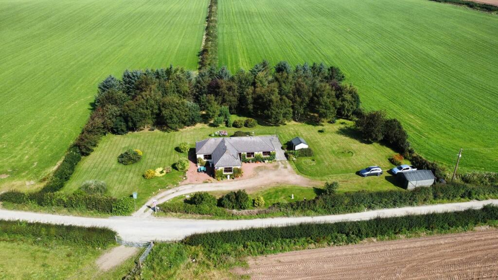 Main image of property:  Girvan, KA26