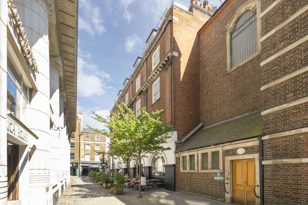 Main image of property: Lincoln's Inn Fields, Holborn