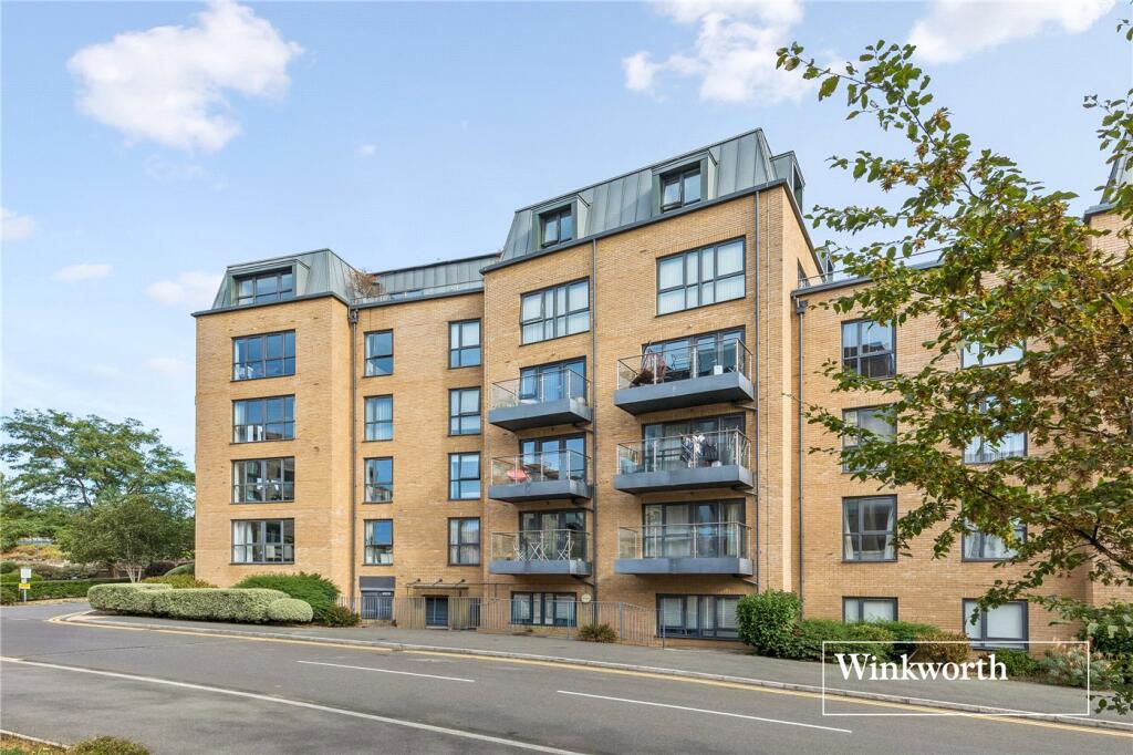 Apartment in London, Millbrook Park, West Finchley