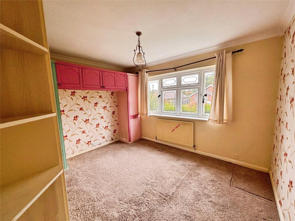 Rectory Close, Ewhurst, Cranleigh photo 4