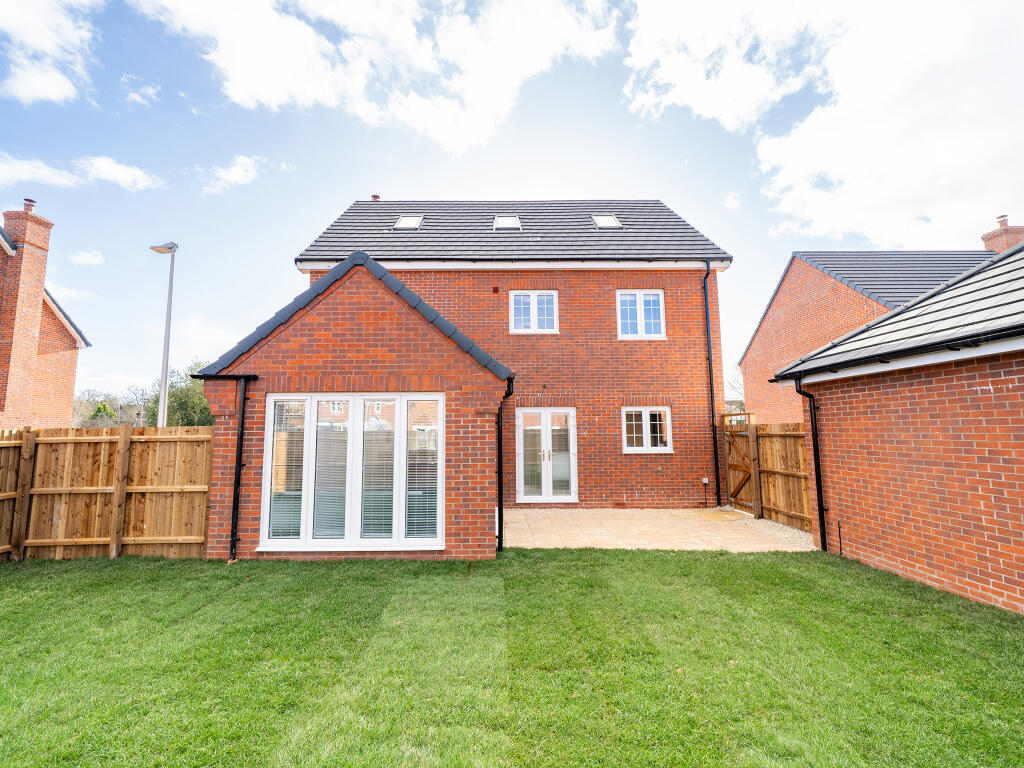 Main image of property: Kenilworth Gate, Leamington Road, Kenilworth, 
CV8 2AA