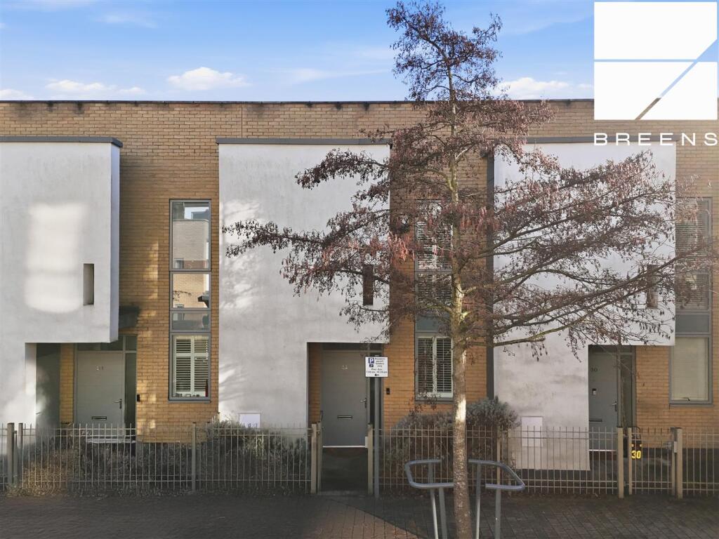 House in London - View 2