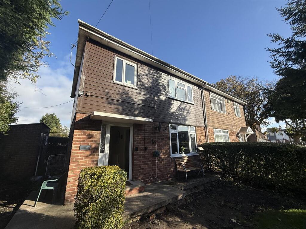 Eastmount Avenue, Hull photo 2