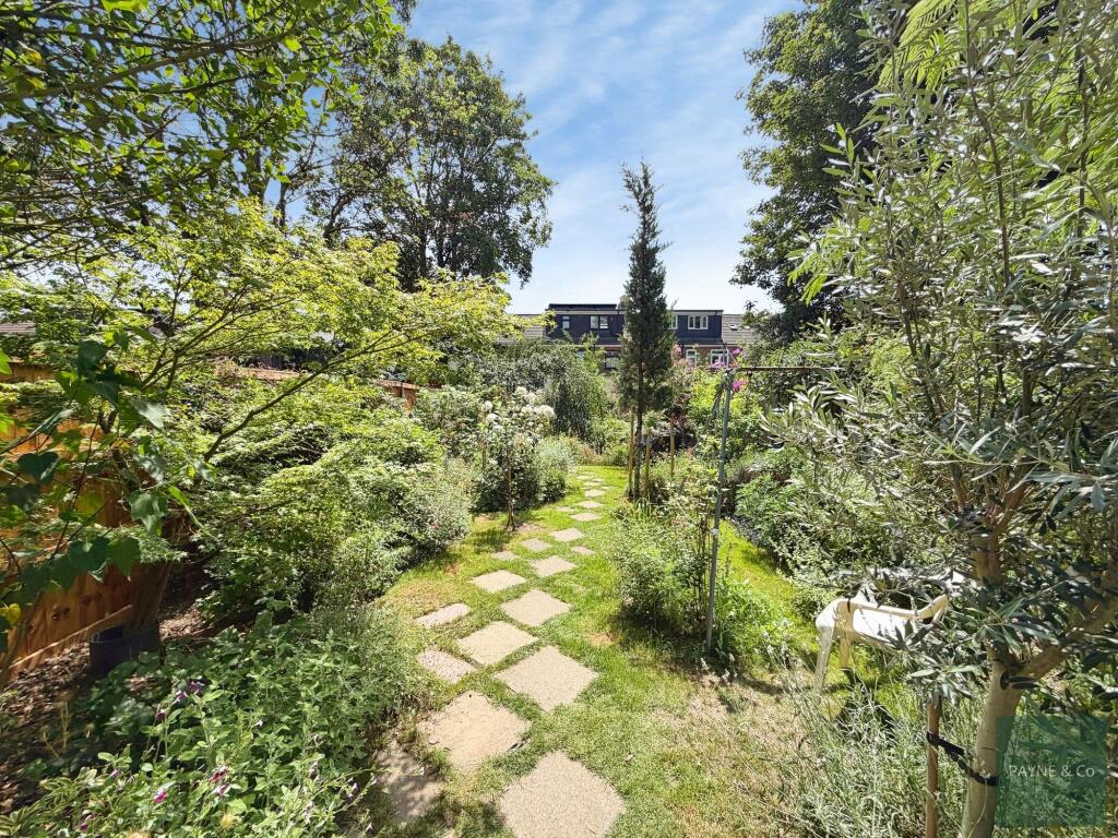 House in Ilford - View 4
