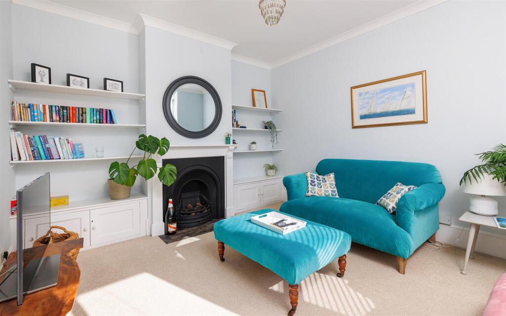 House in Cowes, Isle of Wight - View 3