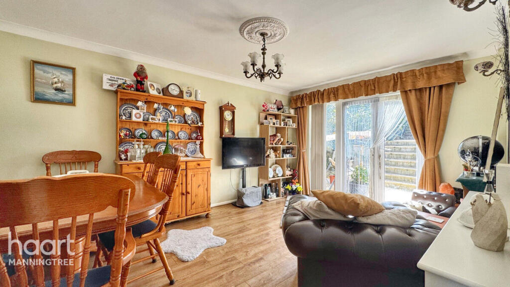House in Manningtree, Lawford - View 5