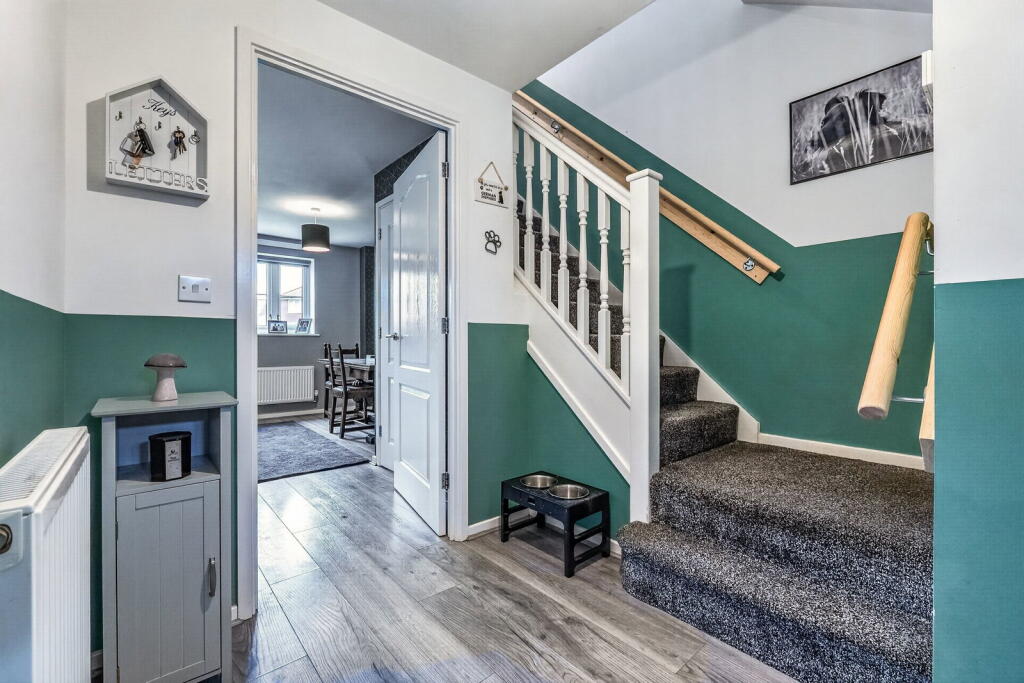 Beehive Lane, Wixams **SHARED OWNERSHIP** photo 2