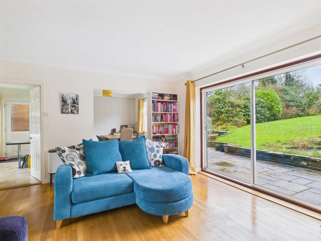 Hall Farm Road, Duffield, Belper, Derbyshire photo 3