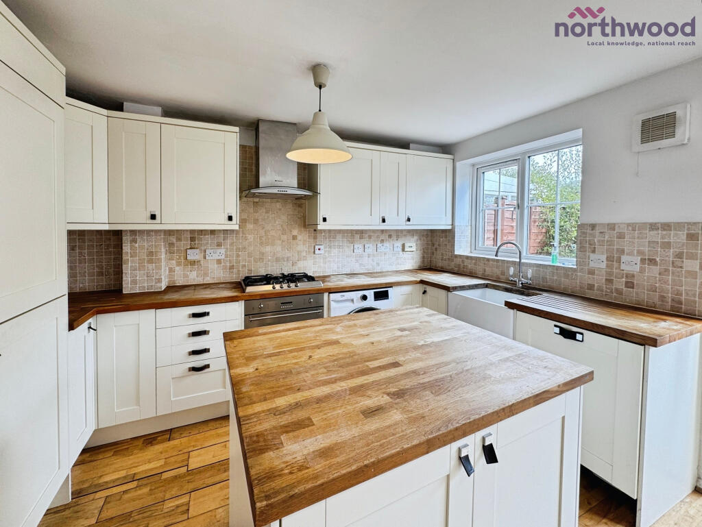 House in Southampton - View 2