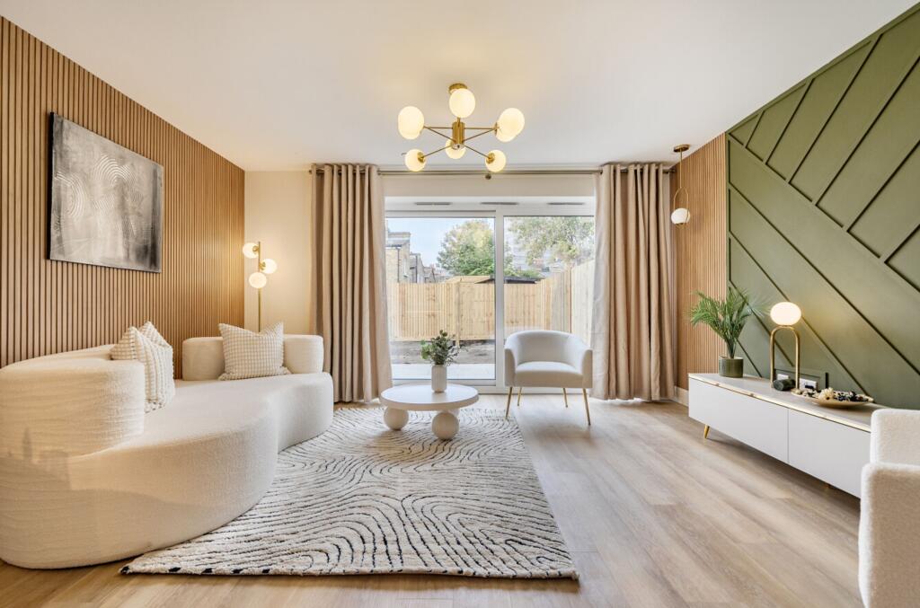 Main image of property: Peckham, SE15