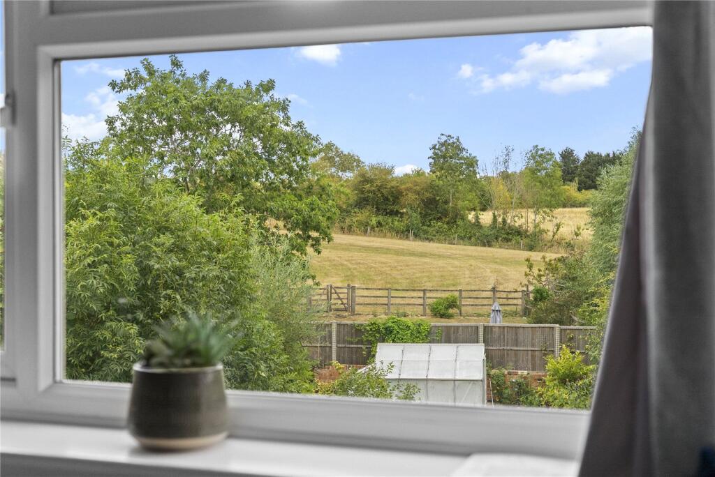 House in Worcester - View 3