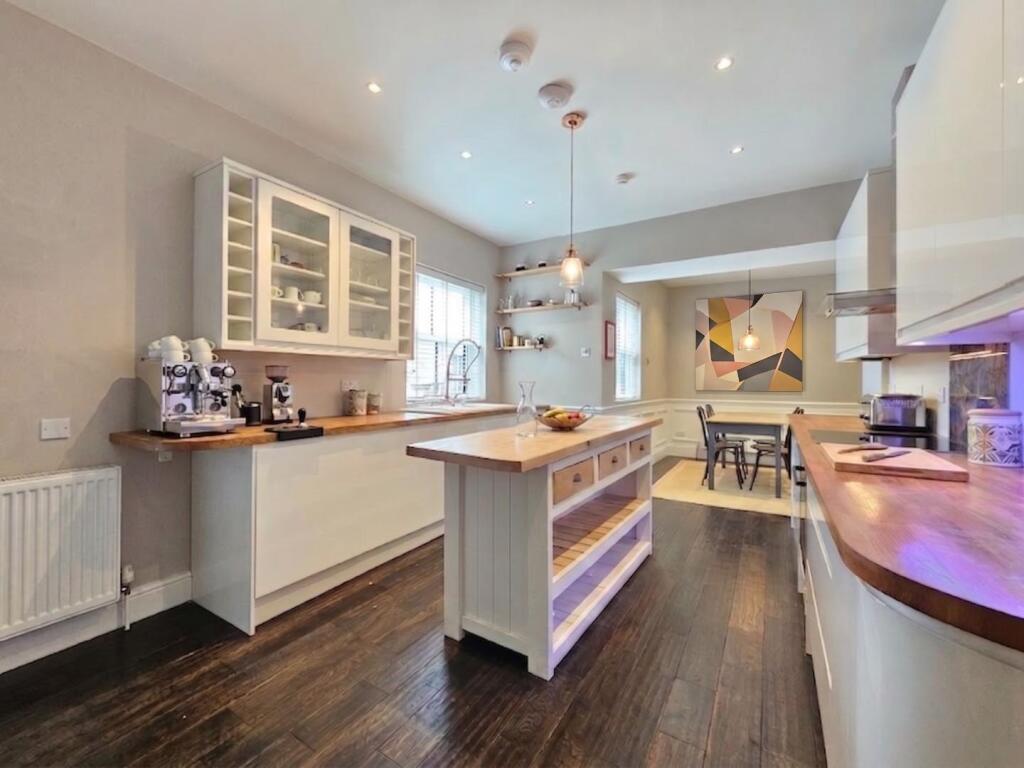Apartment in Warrington - View 3