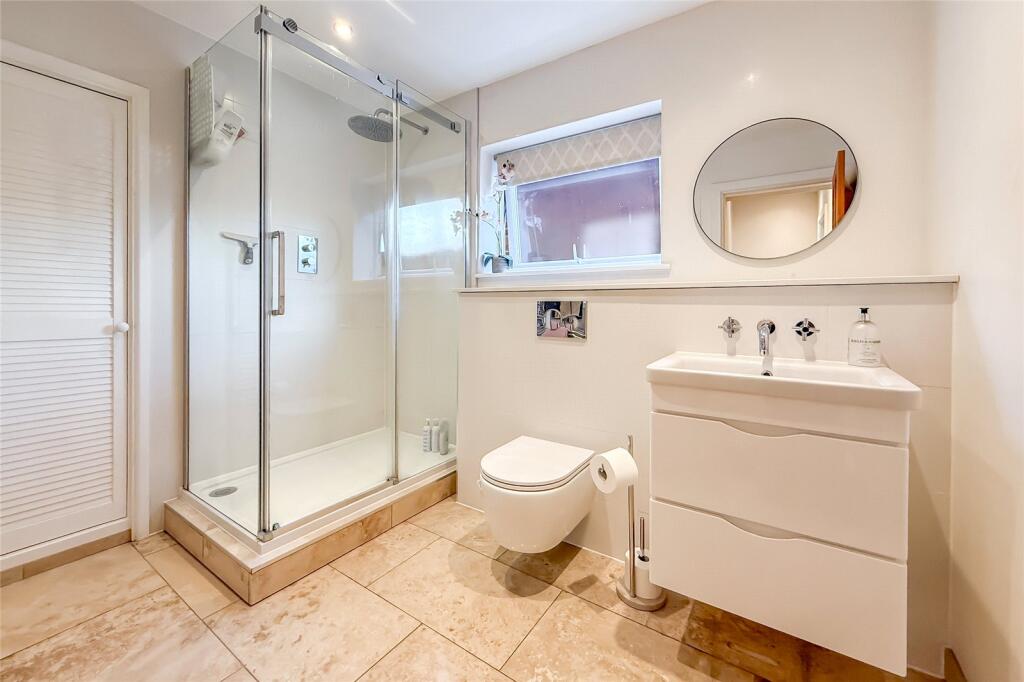 Additional image 21 of Laburnum Grove, St. Albans, Hertfordshire, AL2