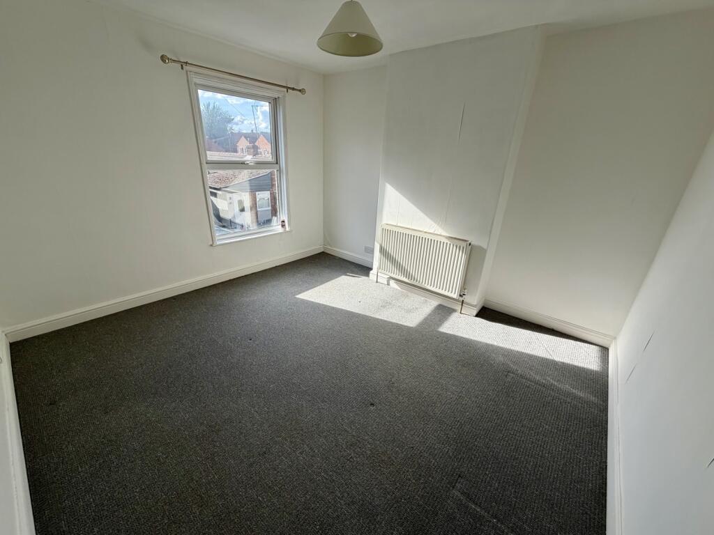 House in Nottingham - View 5