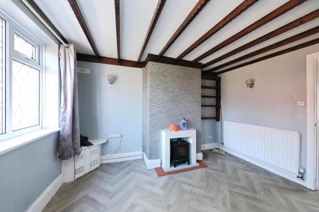 House in Amber Valley, Horsley Woodhouse - View 2