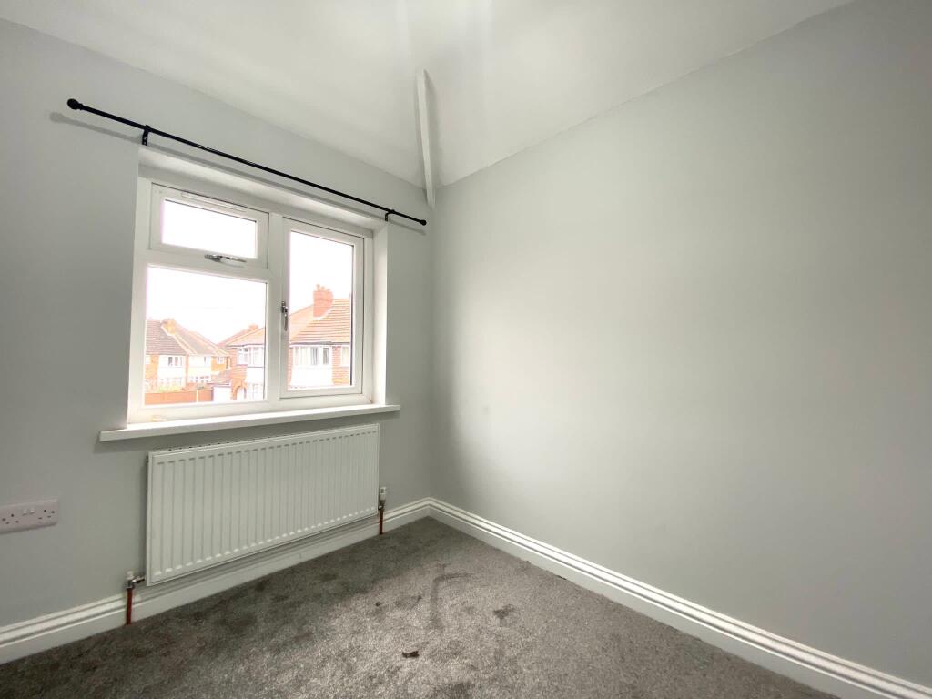 3 bedroom semi-detached house for rent