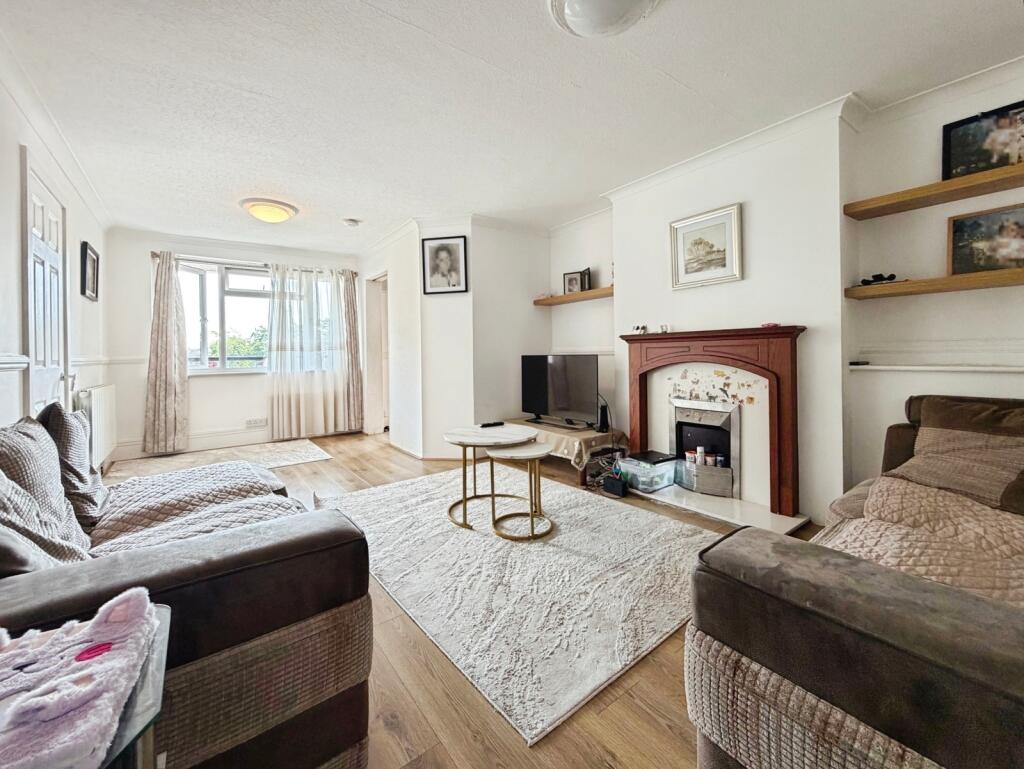 Main image of property: Broadway, Bexleyheath, DA6