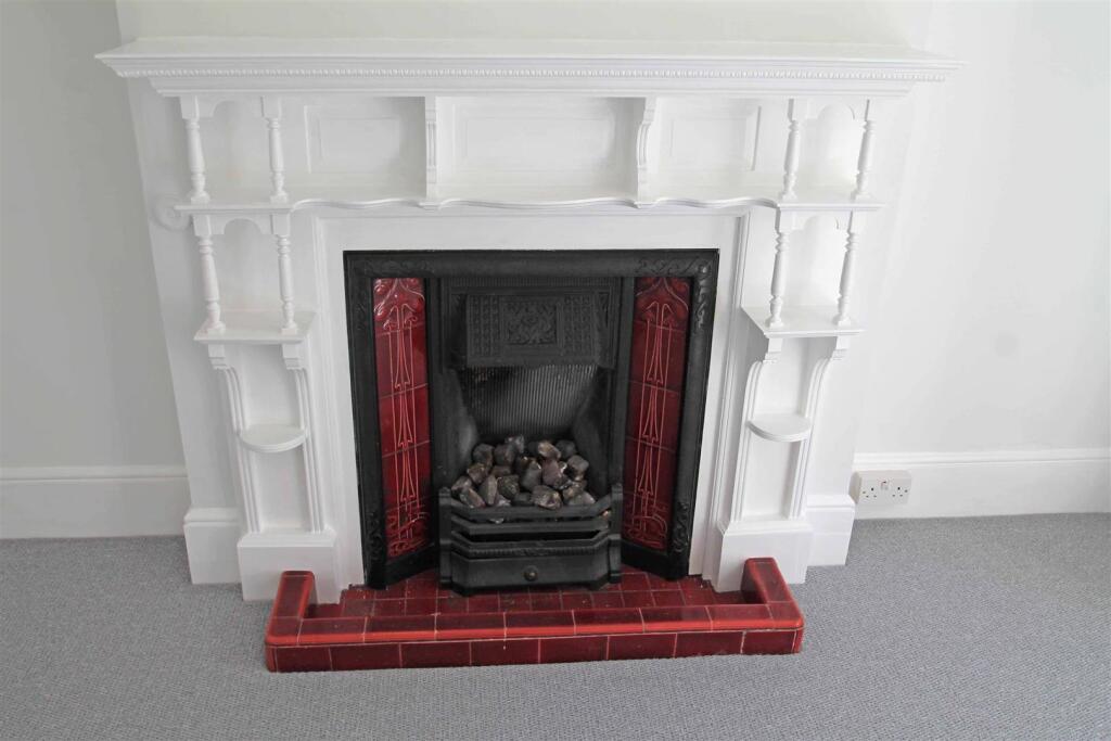 Apartment in Worthing, West Worthing - View 3