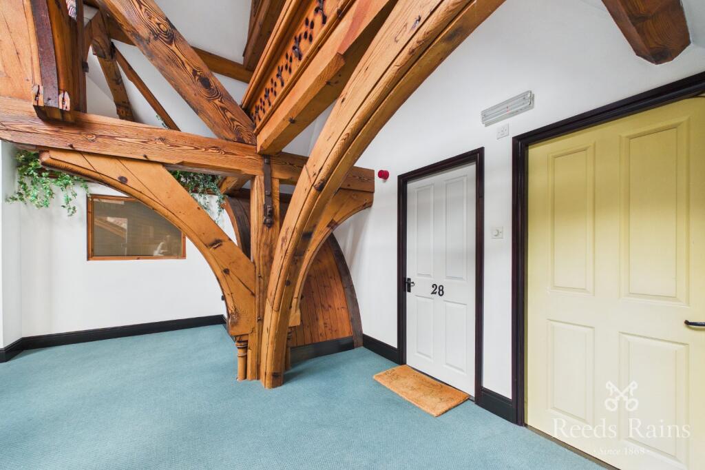 Apartment in Preston - View 4