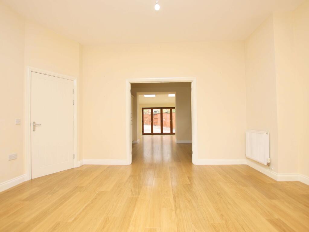 House in Tonyrefail - View 4