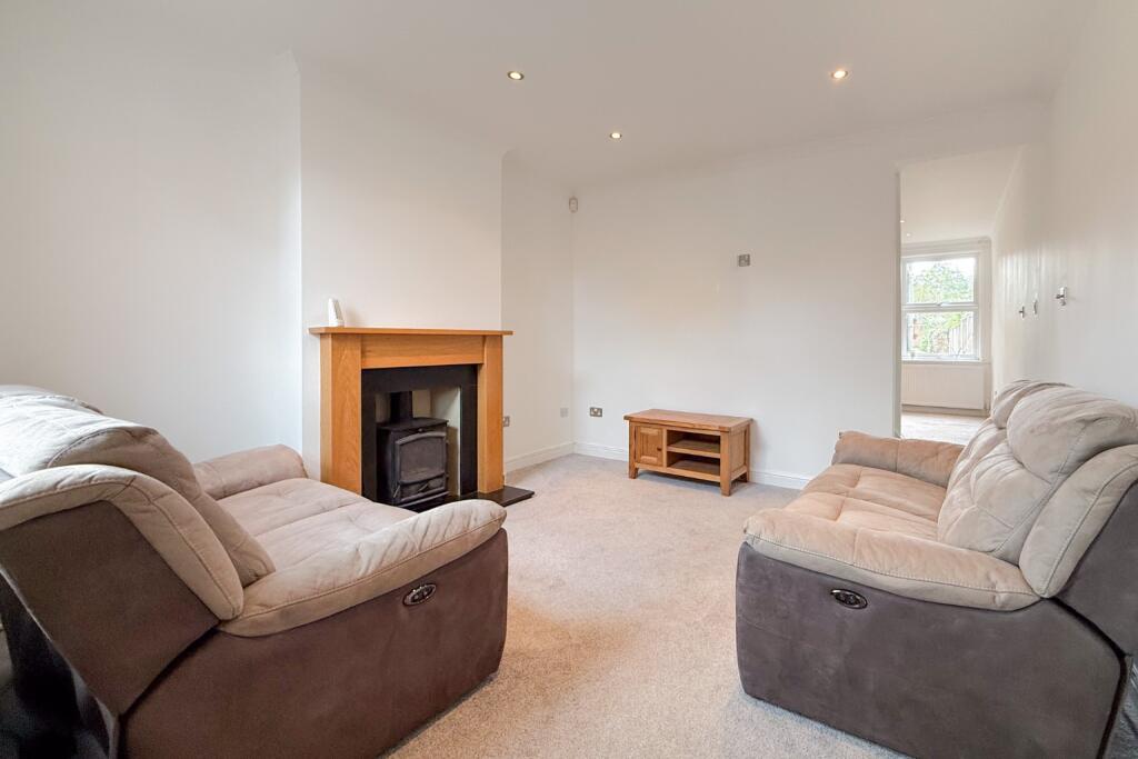 House in Slough, Windsor and Maidenhead - View 2