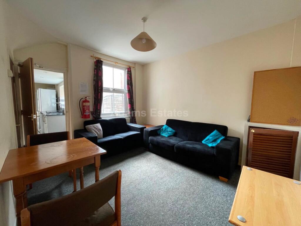House in Reading - View 2