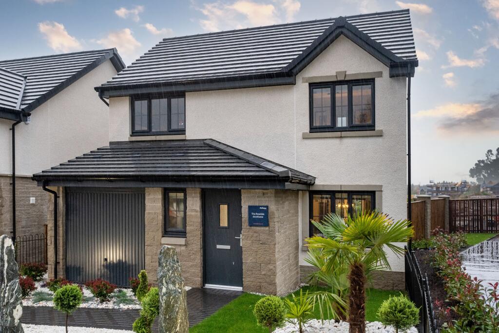 3-bed detached on Glenrothes,
Fife,
KY7 6PQ, £320,995