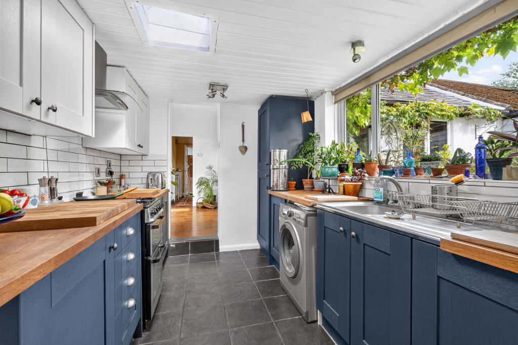 House in Reading - View 5