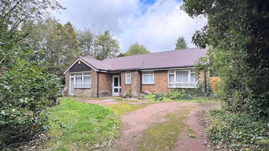 Main image of property: Snelston Crescent, Littleover, Derby