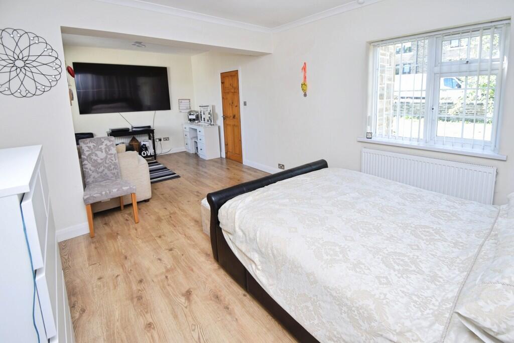 Additional image 19 of Springswood Road , Shipley 