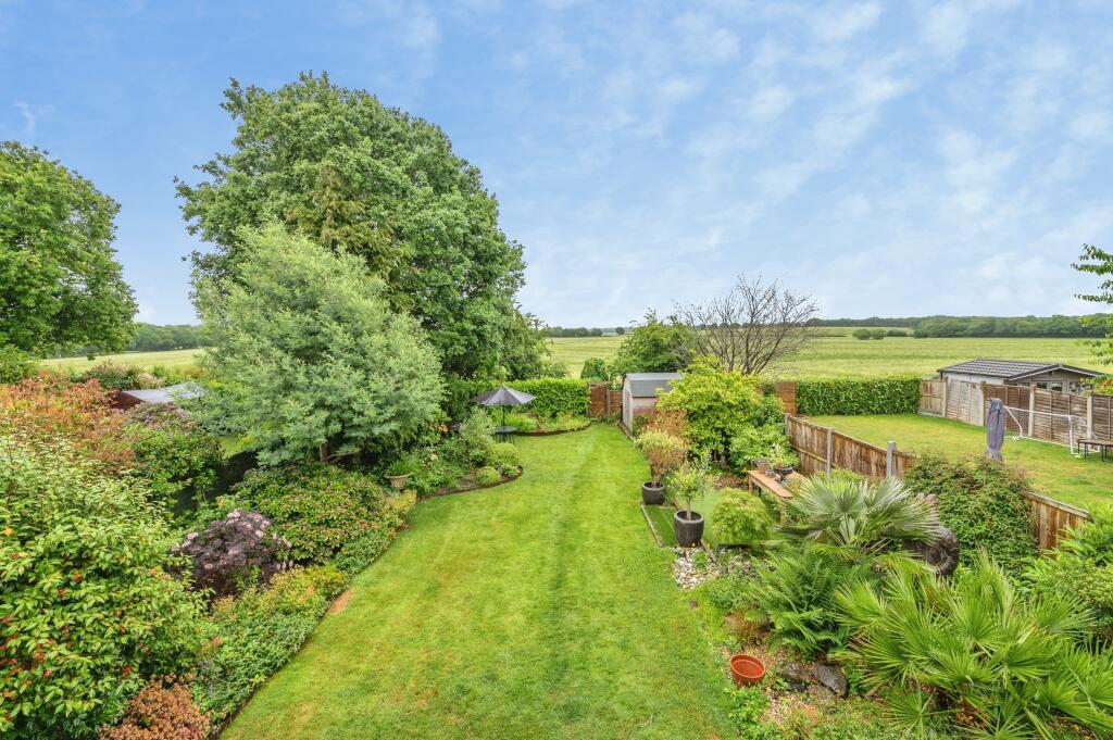 Clifton Way, Shenfield, Brentwood, CM13 - View 3