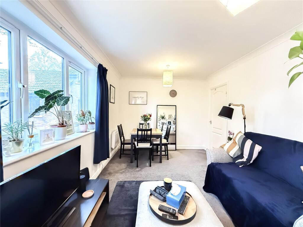 Apartment in Didsbury, Greater Manchester - View 3
