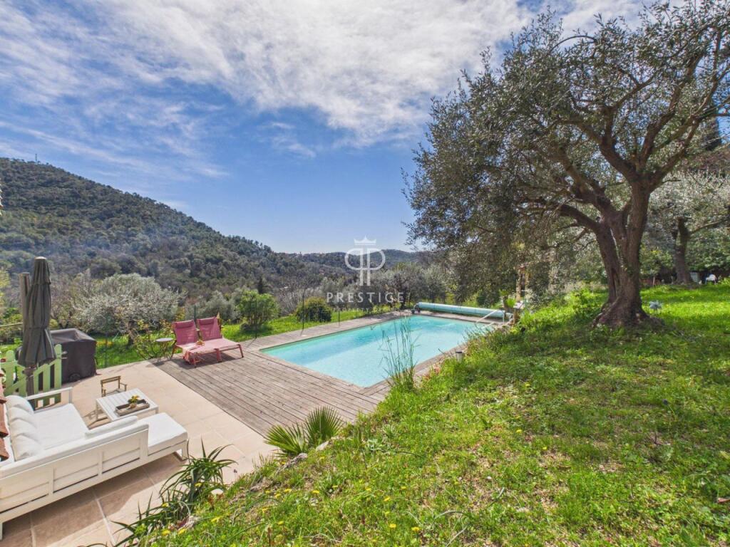 Main image of property: Provence-Alps-Cote d`Azur, Var, Bargemon