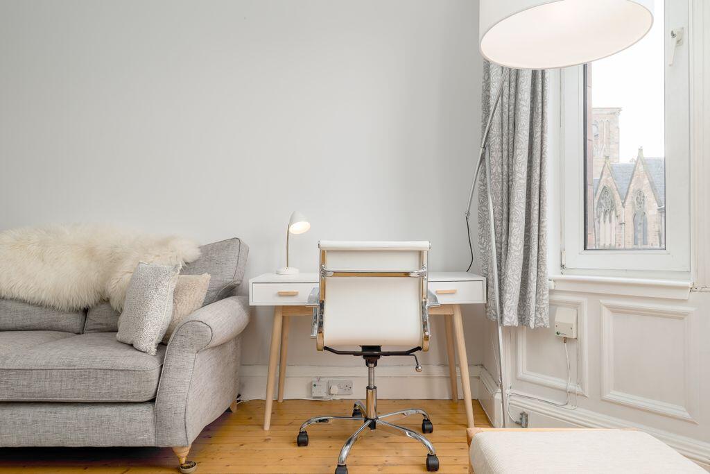 Apartment in Edinburgh, Bruntsfield - View 5