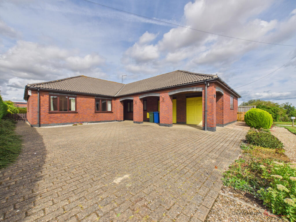 Main image of property: East Lambwath Road, Withernwick, HU11 4TL