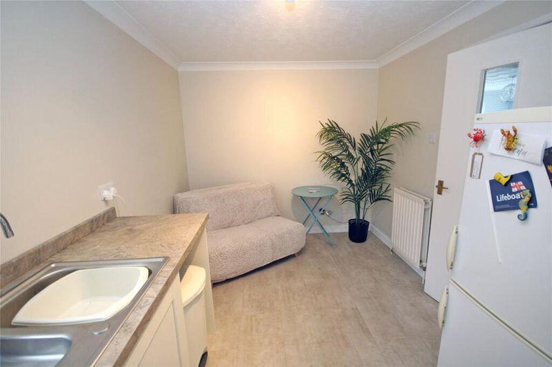 Apartment in New Forest, Old Milton, New Milton - View 5