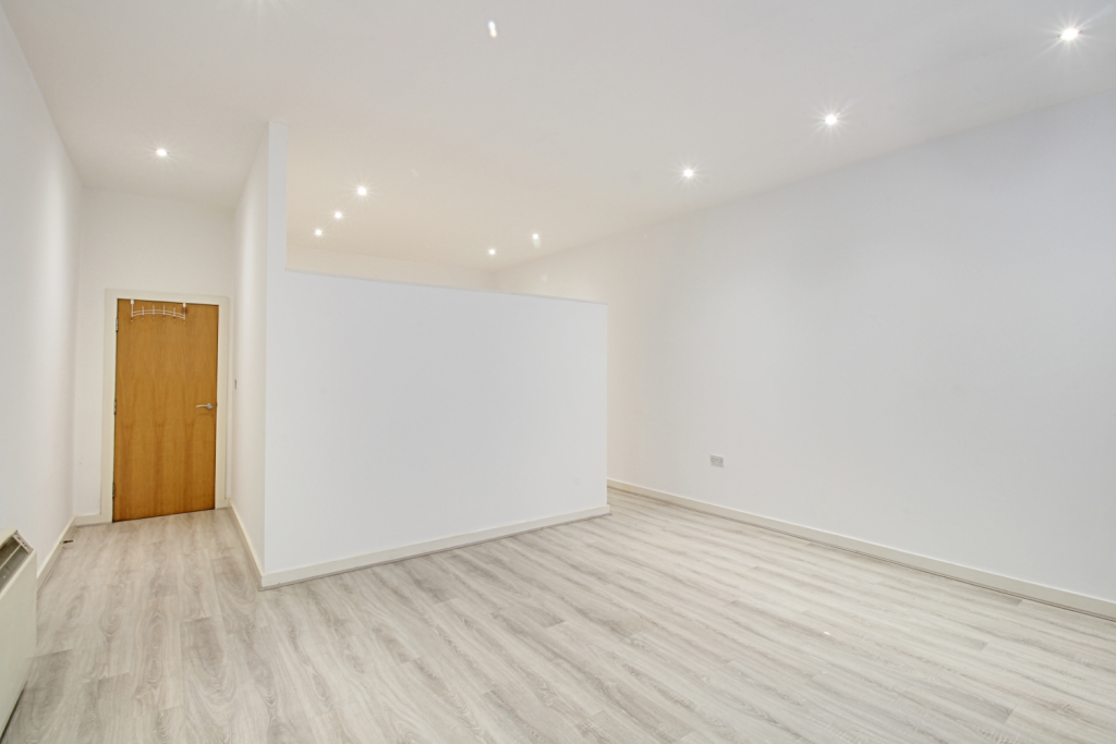 Apartment in Liverpool - View 2