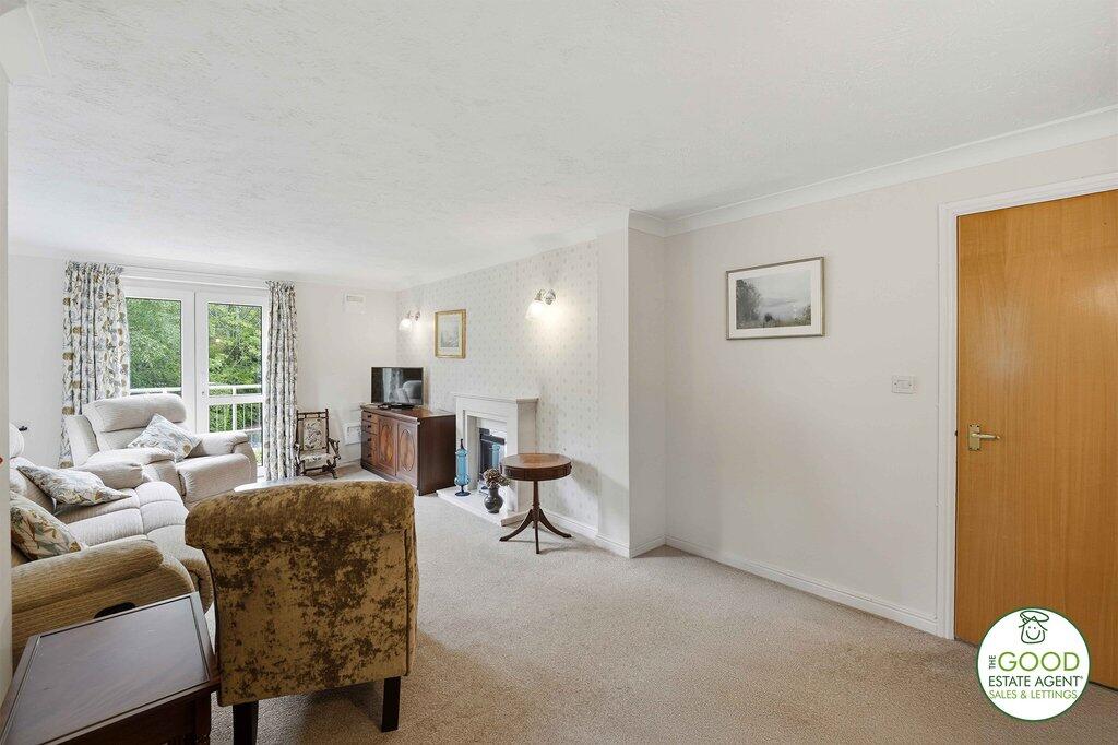 Queen Anne Court Macclesfield Road, Wilmslow, SK91BY photo 4