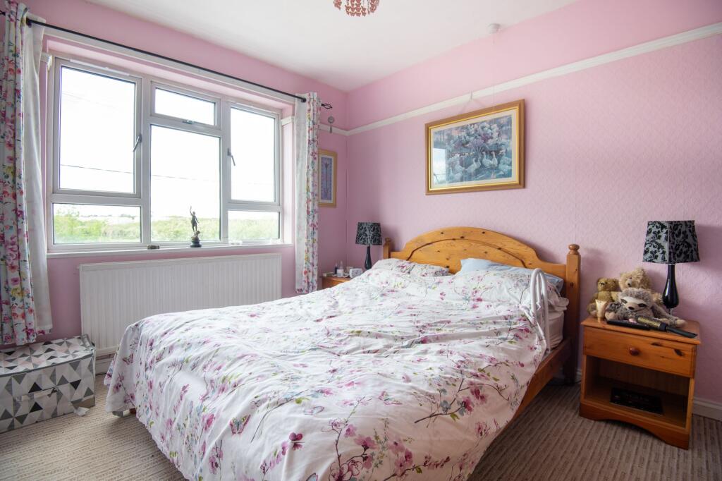 London Road, Little Irchester, NN8 - View 6