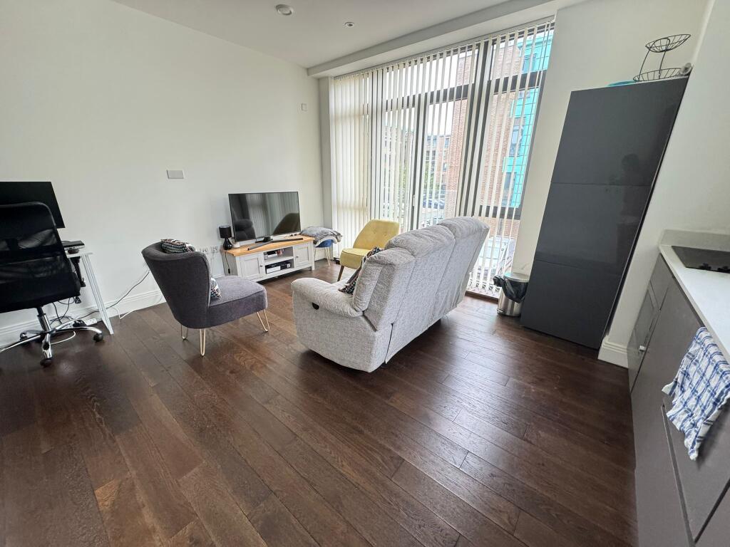 Apartment in London - View 3