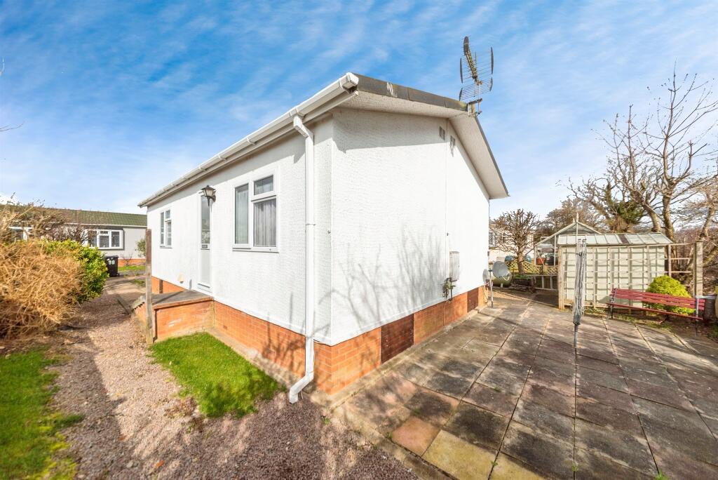Allington Gardens, Allington, Grantham, Grantham