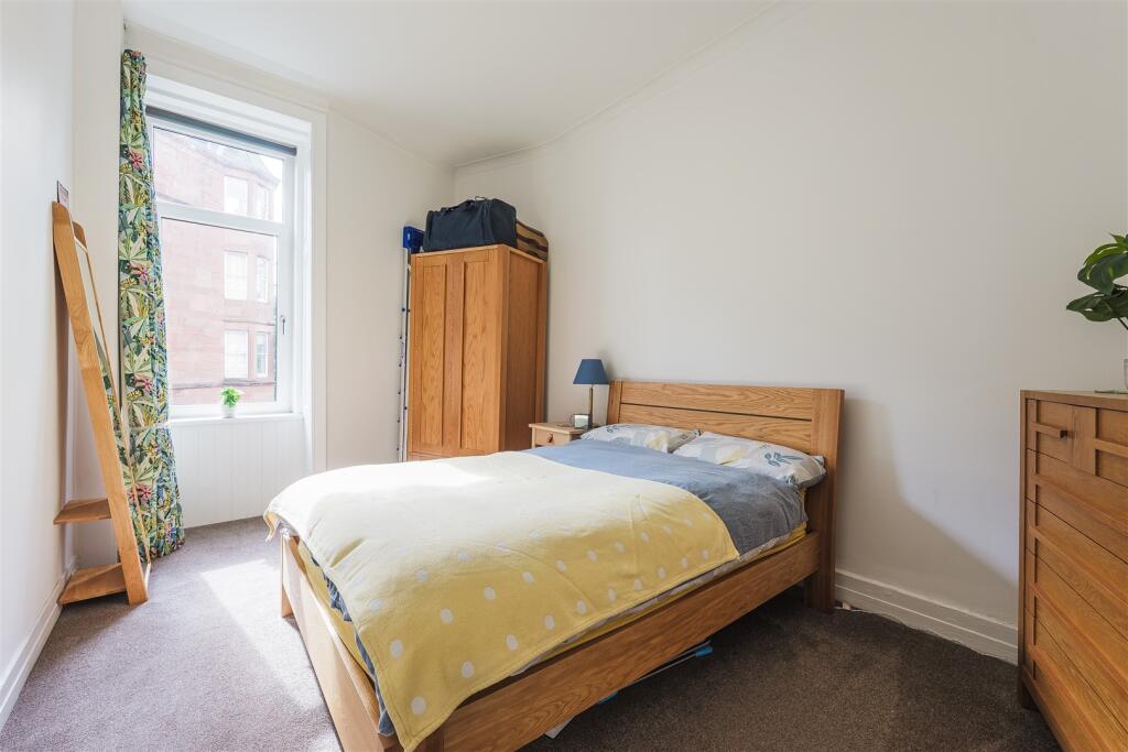 Apartment in Glasgow - More